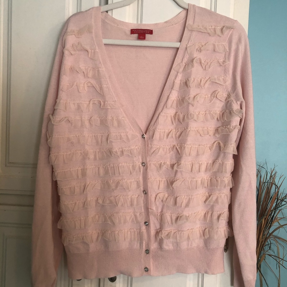 Lightweight ruffled sweater